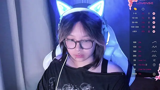 maydaykimmy online show from October 3, 10:59 pm