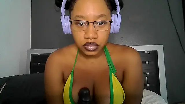 goddessdaisysky online show from June 25, 1:46 pm