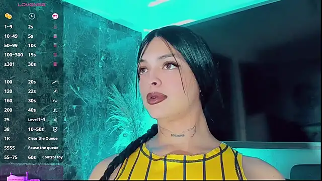 Emmaa Saenz  online show from October 8, 10:36 pm