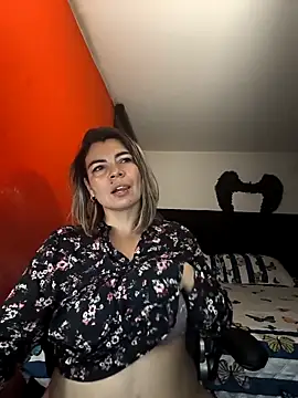 charlotedoll online show from March 17, 1:42 am