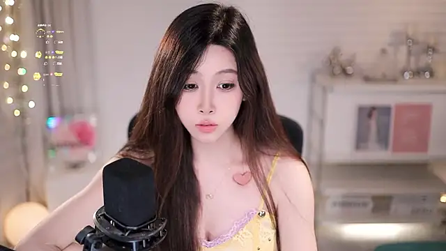 SleepArtist online show from May 31, 6:09 pm