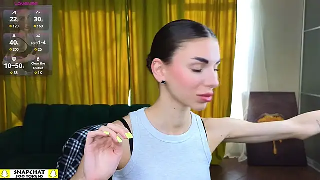 EmmyGreans online show from April 13, 5:42 am