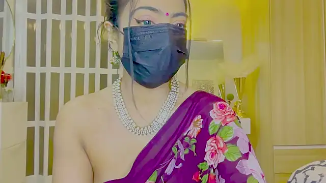 MonalisaDono18 online show from April 12, 9:06 pm