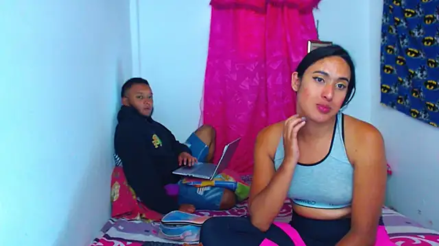 misss estrella online show from October 10, 8:25 pm