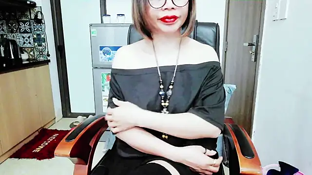 Miu-Le online show from December 5, 5:25 pm