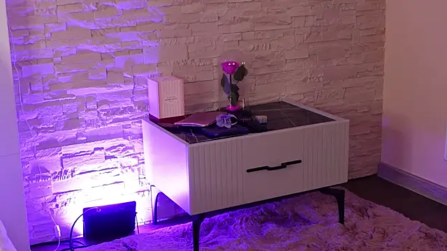 ClaraHazel online show from April 1, 6:14 am