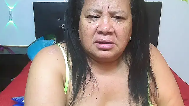 Shanttal0272 online show from April 15, 12:00 am