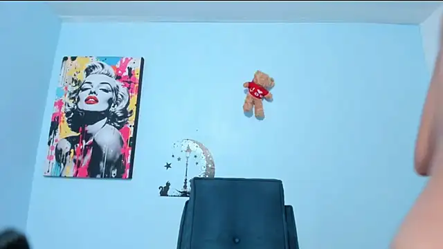  luna  sweet  online show from March 19, 10:47 pm