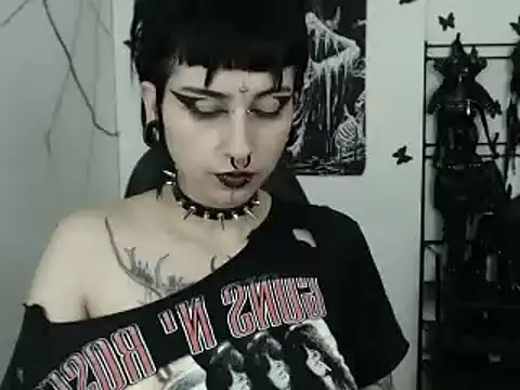 dakota krall   online show from October 23, 3:45 am