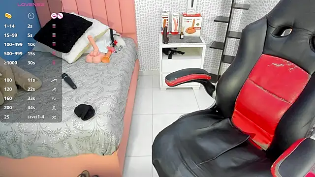 CATIAJONES online show from October 27, 4:57 pm