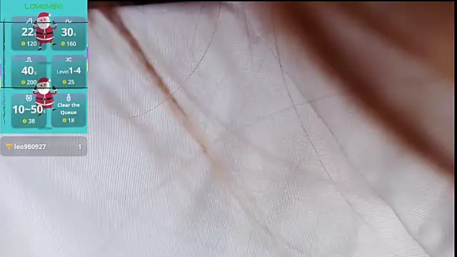 aFanny online show from December 15, 2:11 pm