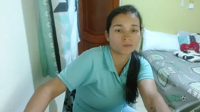 clayre and jill online show from April 6, 4:12 am