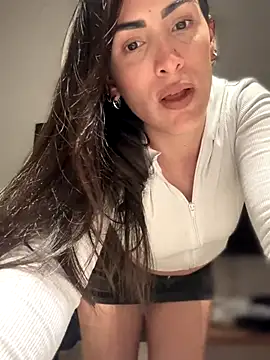 alessandra-a online show from September 14, 11:35 pm