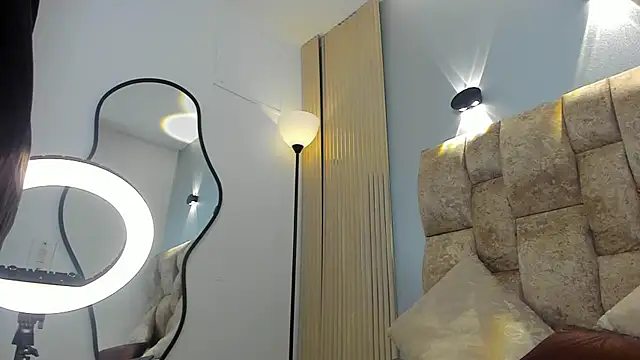 amatista  smith online show from November 28, 10:35 pm