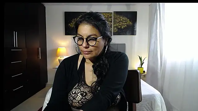 Lust Mom41 online show from March 7, 6:48 pm