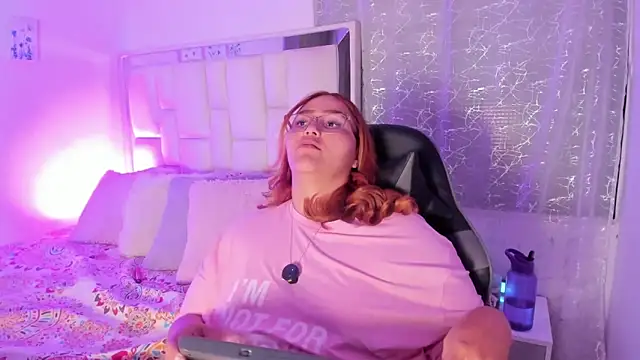 LeahxBarker online show from March 21, 8:19 am