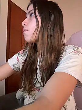 LynnSam  online show from November 3, 4:22 pm