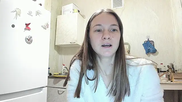 leila bambi  online show from March 10, 2:54 pm