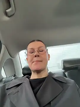 RinaCat online show from April 21, 5:25 am