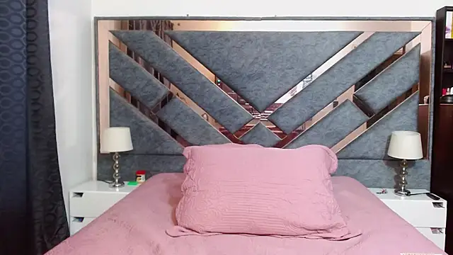 KarlaTesg online show from March 7, 10:55 am