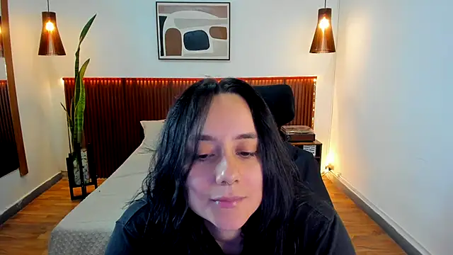 KatherineBond online show from October 14, 8:00 pm