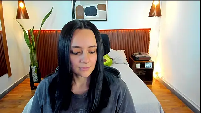 KatherineBond online show from September 18, 9:02 pm