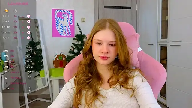 TrissMerigold9 online show from January 13, 7:46 am