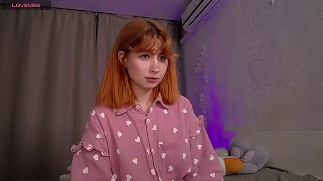 Evaa Moonn  online show from November 25, 5:26 pm