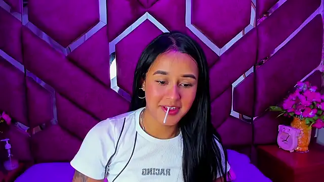 milly print online show from November 29, 2:15 am