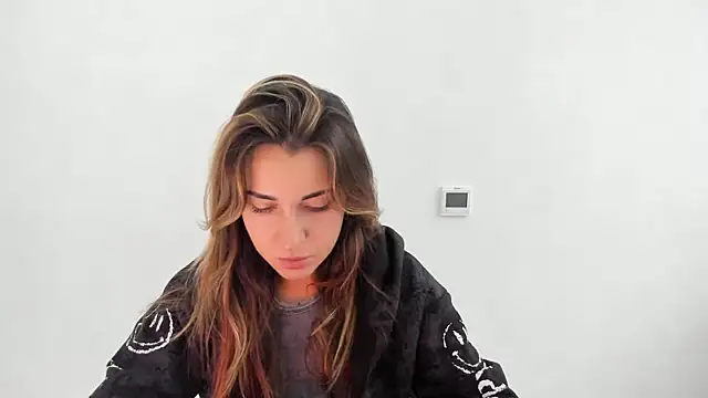 Summmmersky online show from November 10, 1:39 pm