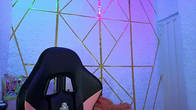 SheilaSmiith online show from January 9, 8:57 pm