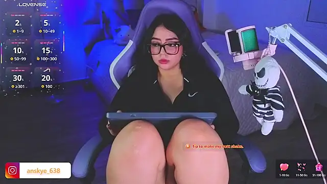 AnngelaSkye online show from July 25, 3:41 pm