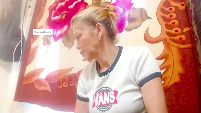 electra-mommy online show from October 8, 4:22 pm