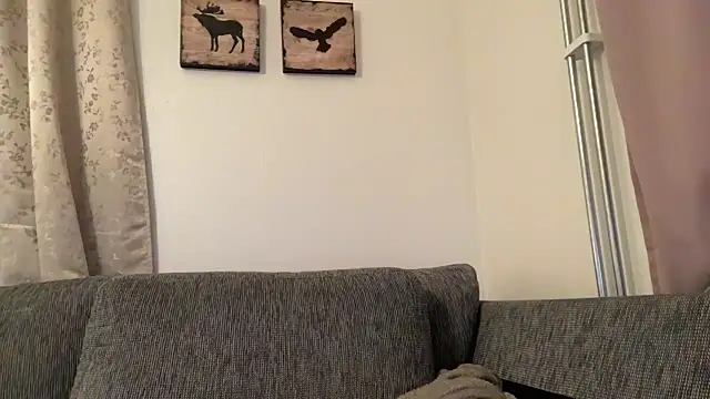 cumwithmee3 online show from December 14, 9:09 pm