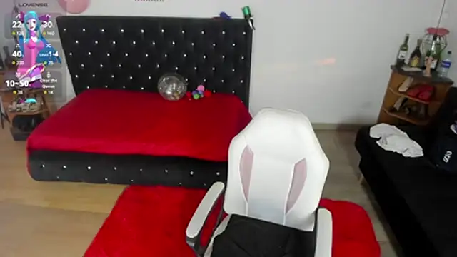 Aliciia cute1 online show from March 27, 10:43 pm