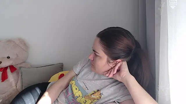  JustmeHere  online show from December 16, 10:21 am