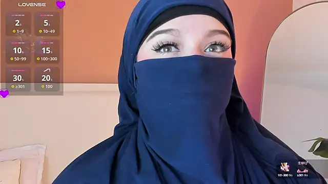 anna-henao online show from September 19, 7:57 pm