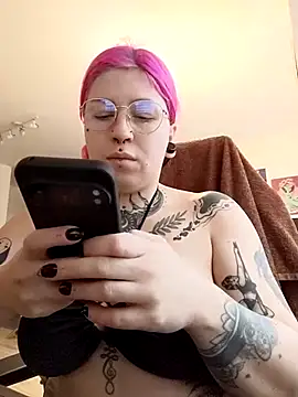 divine eve online show from October 10, 1:27 pm