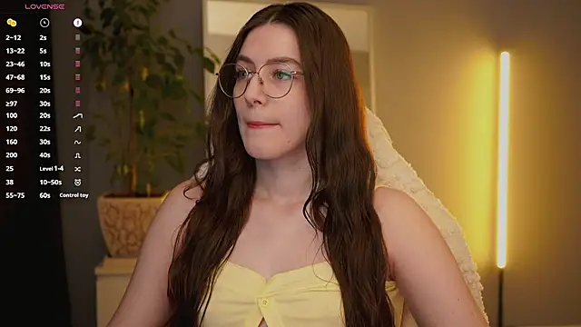 Ester Hill online show from March 9, 4:15 am