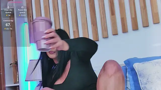 EmilyColle  online show from November 22, 7:49 pm