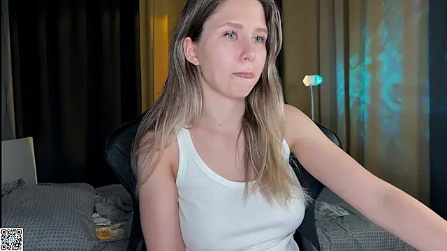 Ameliia castro online show from October 8, 1:48 pm