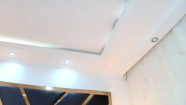 lina bedoya  online show from September 12, 2:02 pm