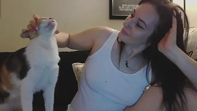 CrystalLakeXO online show from September 19, 4:44 am