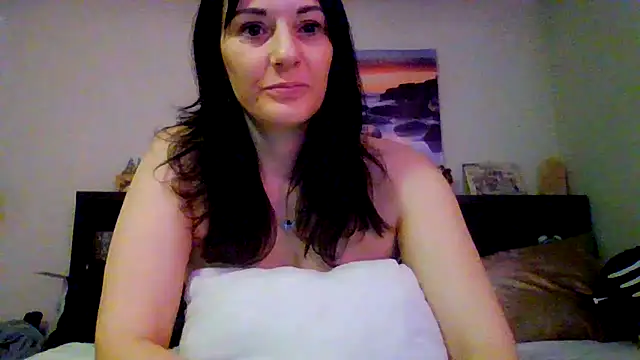 CrystalLakeXO online show from November 10, 12:17 am