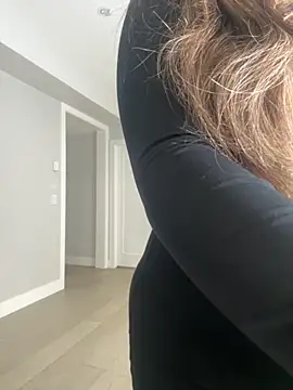 jAsMinE678 online show from October 28, 6:35 pm