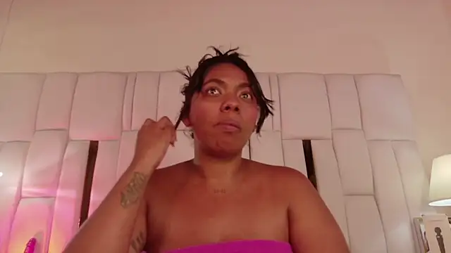 lia mariana online show from September 27, 11:12 pm