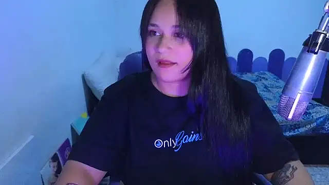 Luciernaga18 online show from June 30, 2:22 am