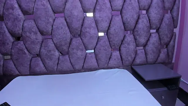 AlaSmith online show from October 28, 2:17 am