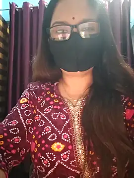 Aishwaryaa 69 online show from October 25, 4:25 pm