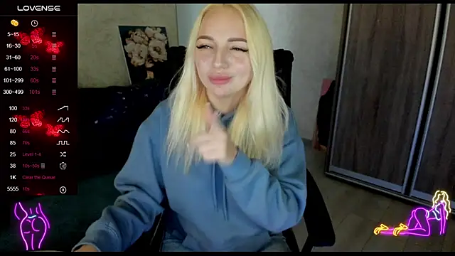  NigoNika online show from October 16, 8:50 am